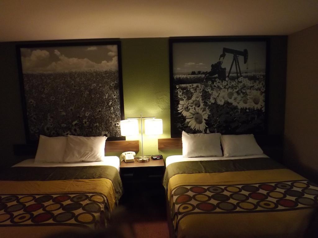 Super 8 By Wyndham Sterling Co Quarto foto