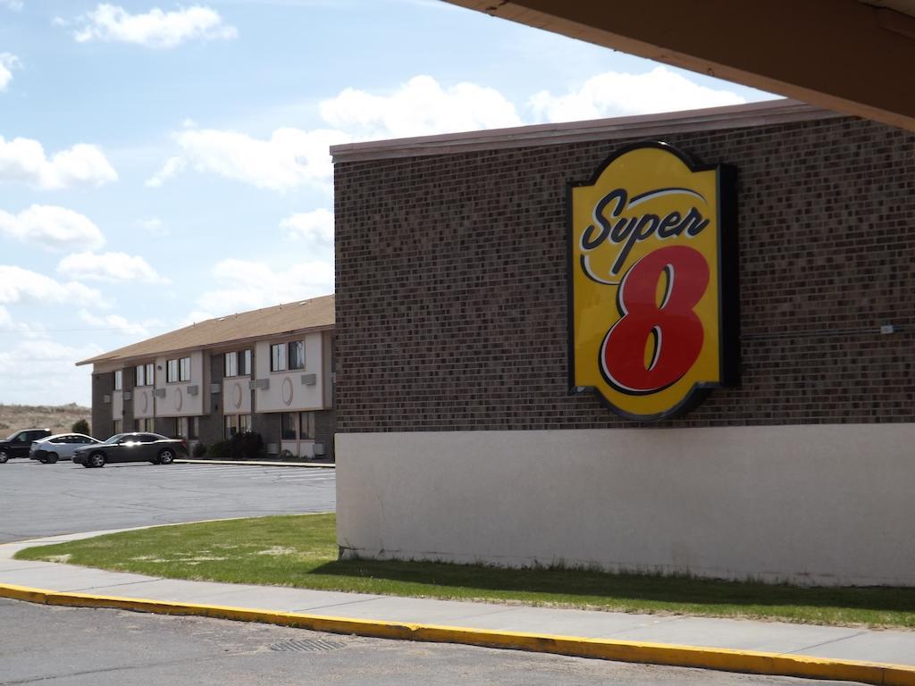 Super 8 By Wyndham Sterling Co Exterior foto