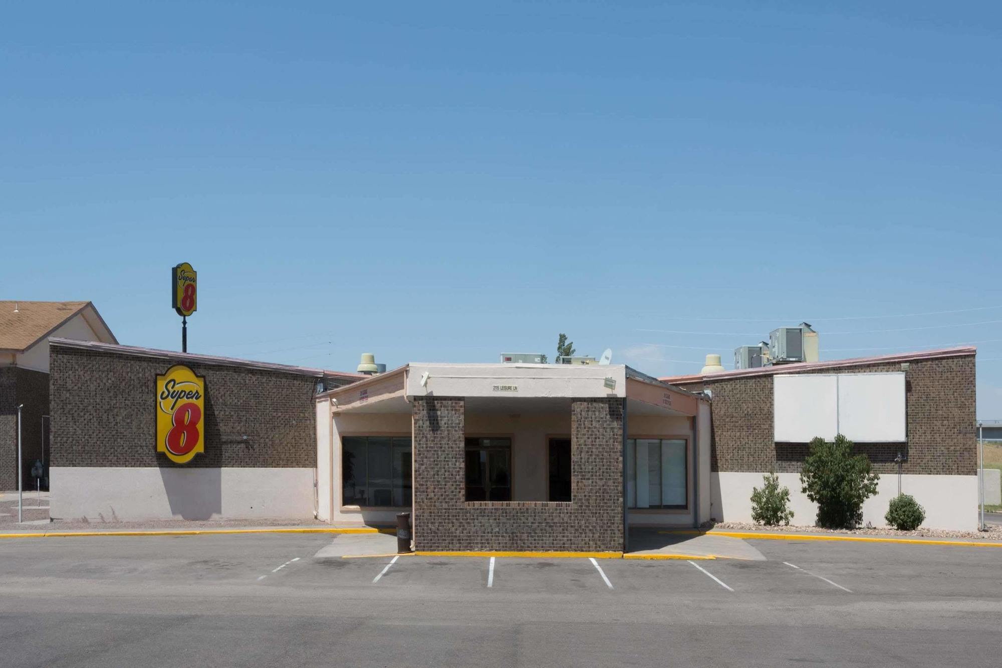Super 8 By Wyndham Sterling Co Exterior foto