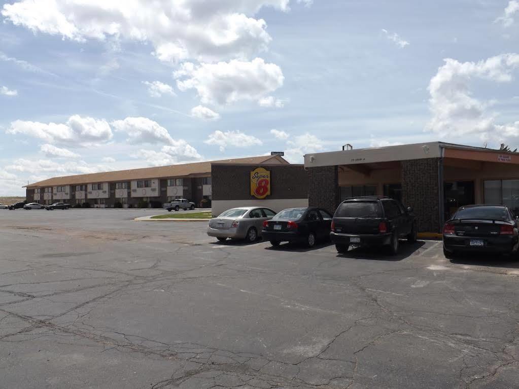 Super 8 By Wyndham Sterling Co Exterior foto